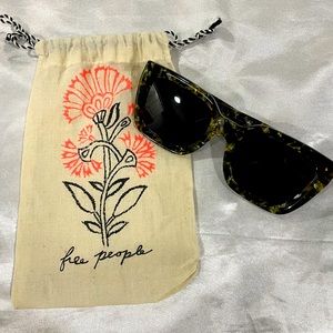 Free People Alden Polarized Sunglasses brand new never worn with dust bag
